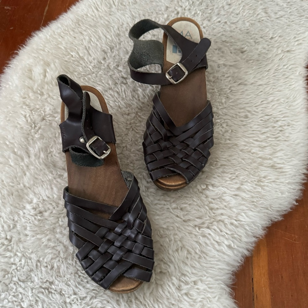 Maguba Swedish Clog Barcelona Brown Leather Sandal